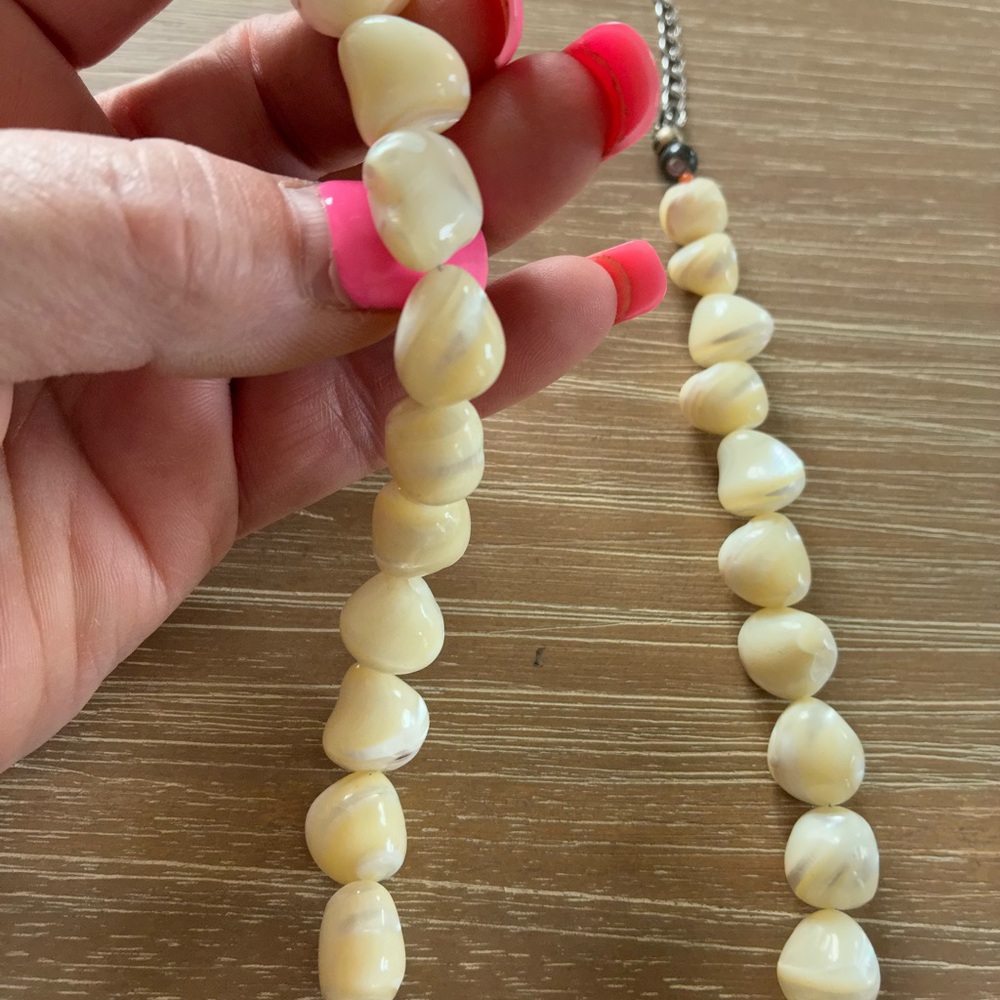 BEAUTIFUL MOTHER OF PEARL 925 Necklace with Faux Coral. CHOKER Style! - Picture 2 of 11